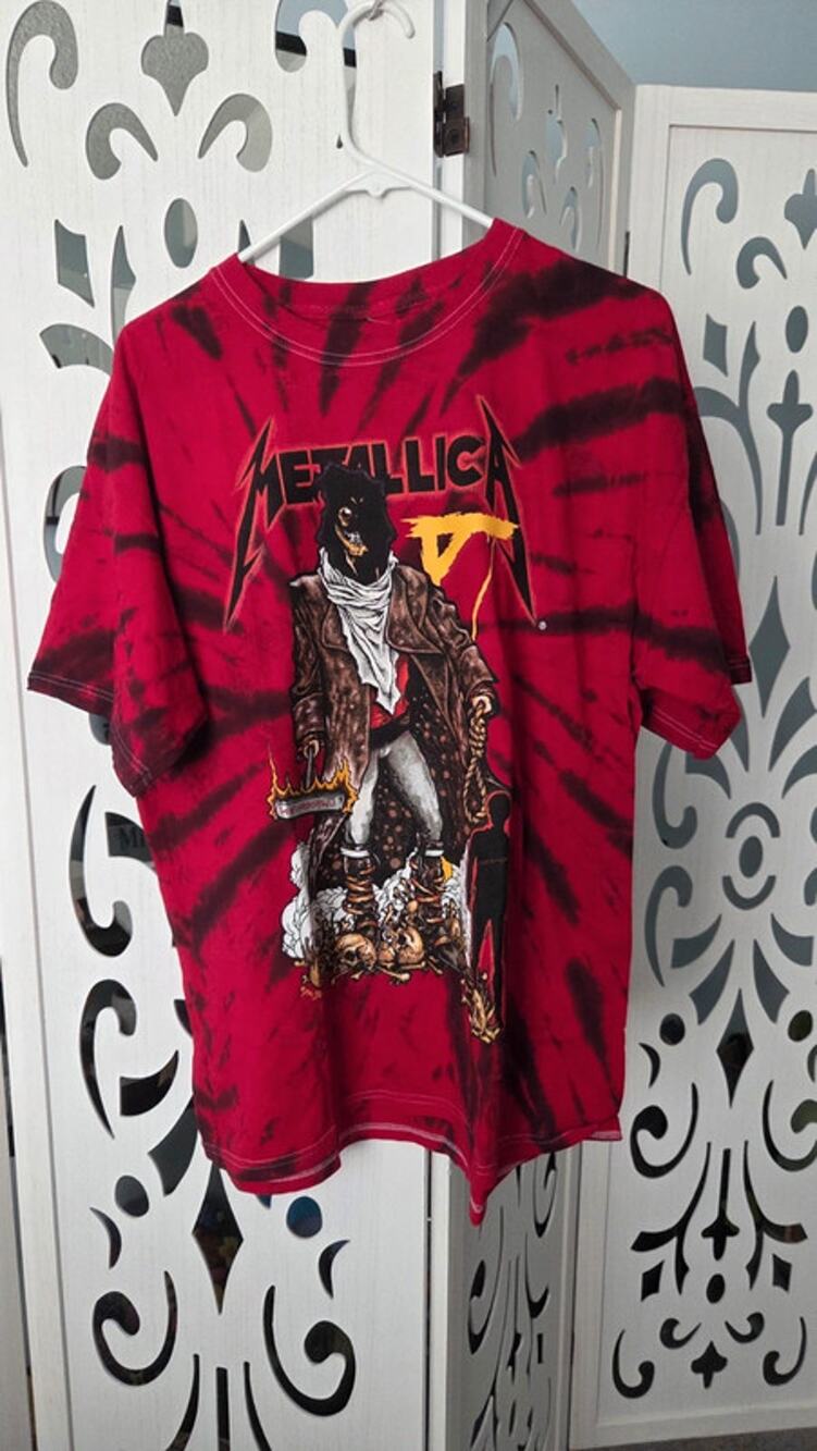 Metallica Tie Dye Band Tee Red Black Graphic Shirt Large NWT Rock Metal Tee